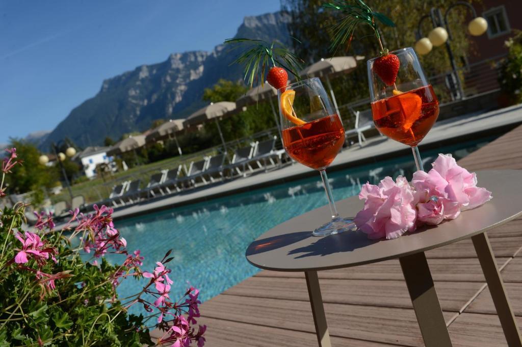 Hotel Ambassador Levico Terme Esterno foto